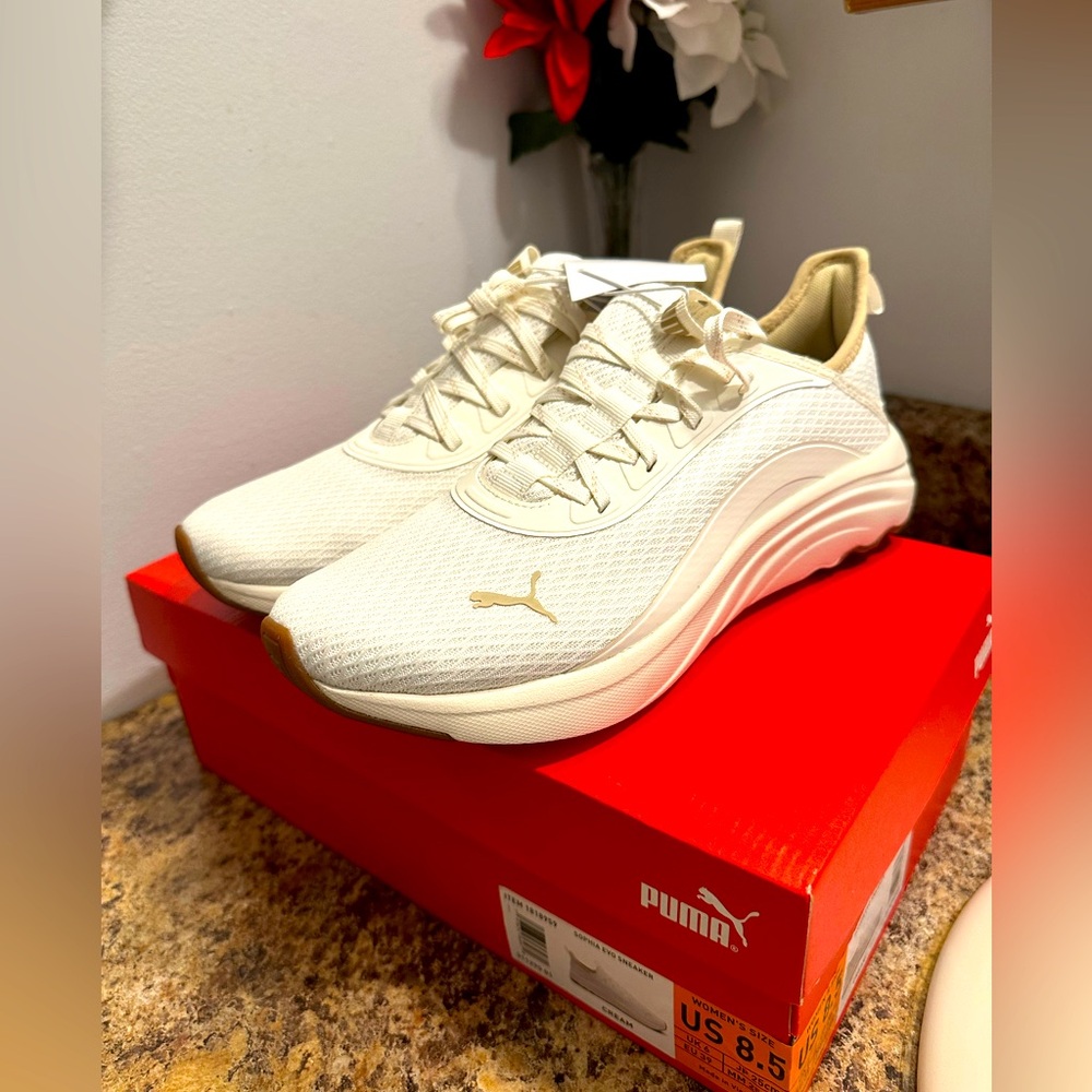 Puma Cream Sneakers.